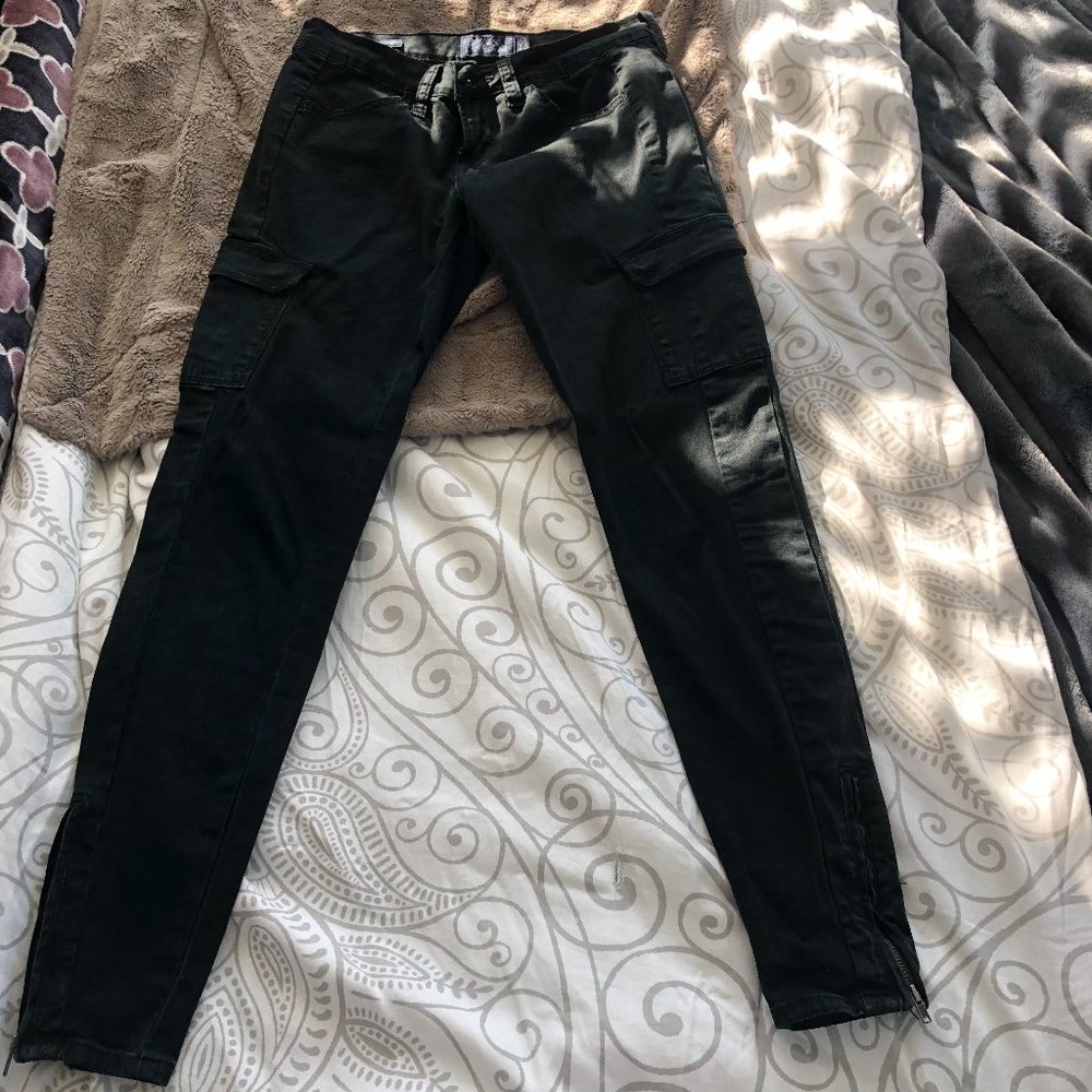 Lucky Brand black skinny cargo ankle pants